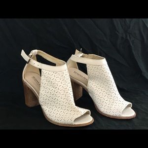 Eliana Bucci Woman shoes Italy